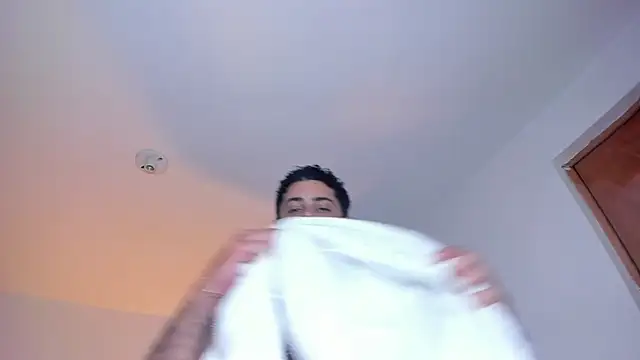 Justyn Torres online show from January 3, 2025, 9:36 pm