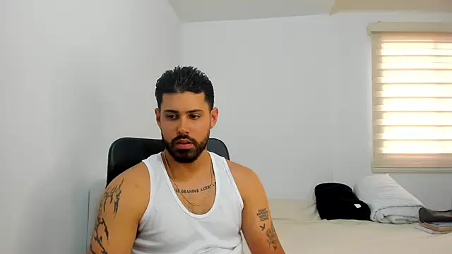 Justyn Torres online show from September 10, 2025, 10:20 pm