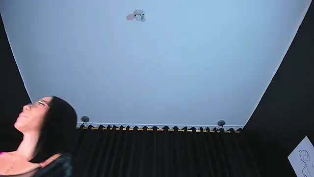 CelinayHanck online show from March 2, 2025, 2:04 pm