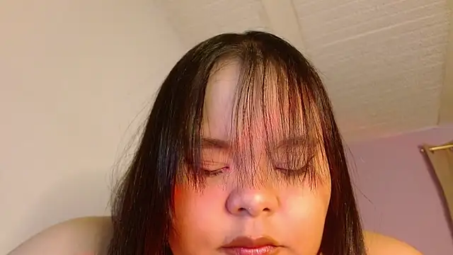 Snapshot of sexychubby___ chatting on May 8, 2026, 9:07 pm sexychubby online show from May 8, 2026, 9:07 pm