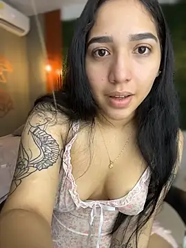 Amandanauty online show from January 13, 2026, 5:33 am