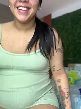 Snapshot of Amandanauty chatting on January 28, 2025, 11:28 pm Amandanauty online show from January 28, 2025, 11:28 pm