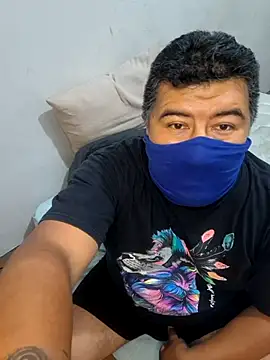 Snapshot of Calamaco07 chatting on December 14, 2025, 6:52 am Calamaco07 online show from December 14, 2025, 6:52 am