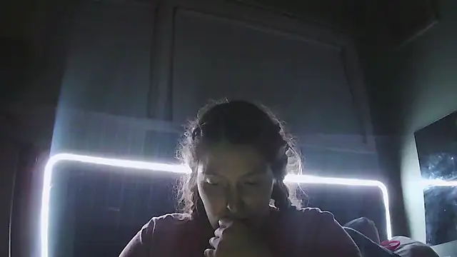 Angelk43 online show from July 29, 2026, 2:33 am