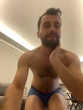 Snapshot of Emre-34 chatting on September 20, 2025, 4:56 pm Emre-34 online show from September 20, 2025, 4:56 pm