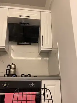 Snapshot of Emre-34 chatting on November 29, 2025, 6:30 pm Emre-34 online show from November 29, 2025, 6:30 pm