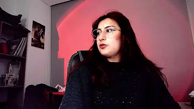 Snapshot of Scarlett_Sen chatting on November 7, 2025, 1:04 pm Scarlett Sen online show from November 7, 2025, 1:04 pm