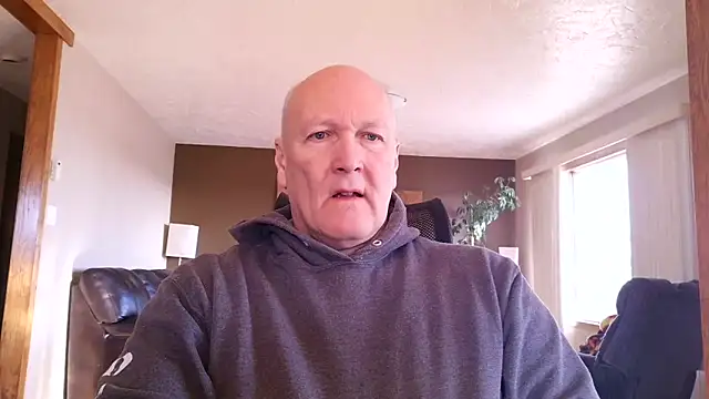 Snapshot of BasicAnt chatting on February 25, 2026, 3:45 pm BasicAnt online show from February 25, 2026, 3:45 pm