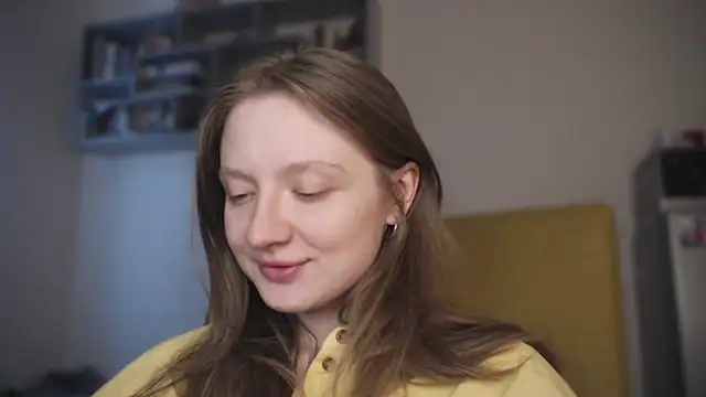 Snapshot of mollytuck chatting on January 11, 2025, 11:12 am mollytuck online show from January 11, 2025, 11:12 am