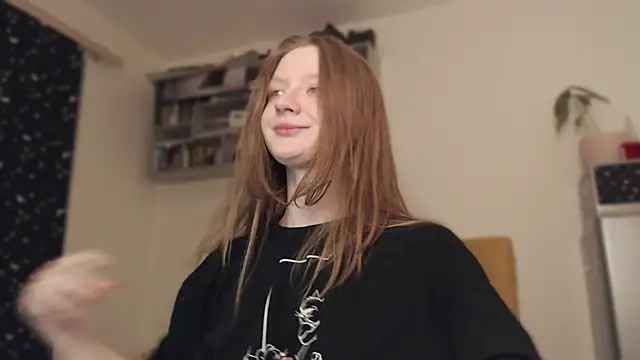 Snapshot of mollytuck chatting on January 4, 2025, 2:04 pm mollytuck online show from January 4, 2025, 2:04 pm