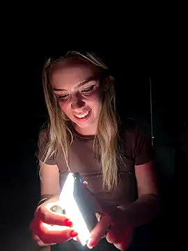 Snapshot of HopeHeaven chatting on November 10, 2025, 10:15 pm HopeHeaven online show from November 10, 2025, 10:15 pm