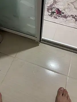 MAHKE12 online show from September 25, 2025, 9:10 pm