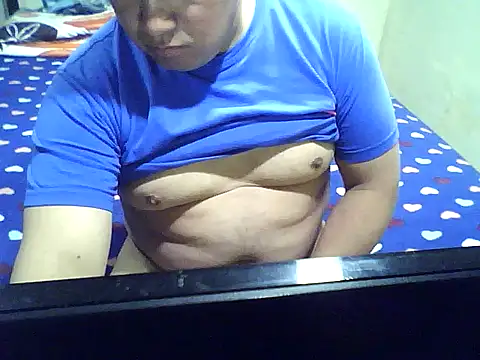 elfercho781 online show from October 19, 2025, 9:28 pm