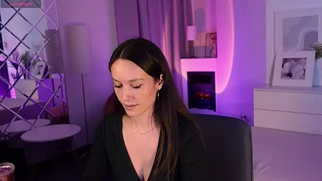 Snapshot of AgnesGoddess chatting on November 30, 2025, 11:27 pm AgnesGoddess online show from November 30, 2025, 11:27 pm