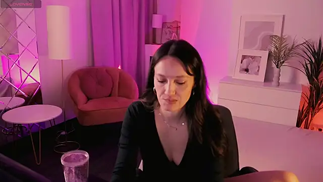 Snapshot of AgnesGoddess chatting on September 26, 2025, 8:54 am AgnesGoddess online show from September 26, 2025, 8:54 am