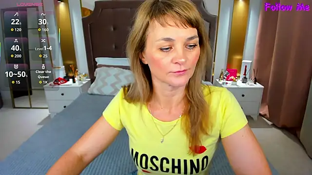 annasimonsj online show from October 23, 2025, 1:04 am