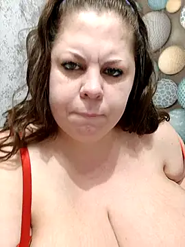 Snapshot of Ginabig chatting on February 16, 2026, 4:27 pm Ginabig online show from February 16, 2026, 4:27 pm