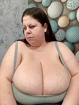 Snapshot of Ginabig chatting on February 23, 2026, 1:23 pm Ginabig online show from February 23, 2026, 1:23 pm