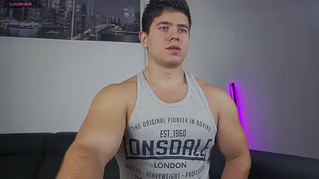 Snapshot of Arilas_ chatting on November 22, 2025, 7:40 am Arilas online show from November 22, 2025, 7:40 am