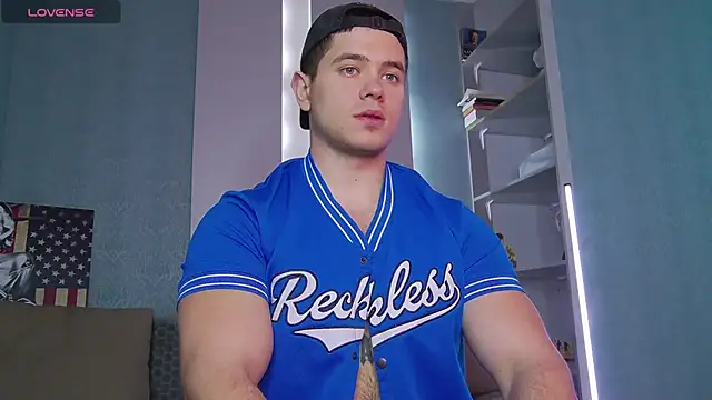 Snapshot of Arilas_ chatting on March 2, 2025, 7:32 am Arilas  online show from March 2, 2025, 7:32 am