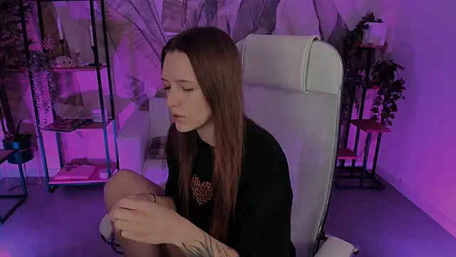 JennyDens online show from February 21, 2025, 2:17 am