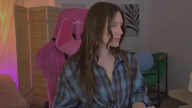 JennyDens online show from April 18, 2026, 5:15 pm