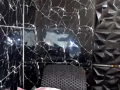 Snapshot of MissKeanna chatting on January 21, 2025, 10:08 pm MissKeanna online show from January 21, 2025, 10:08 pm