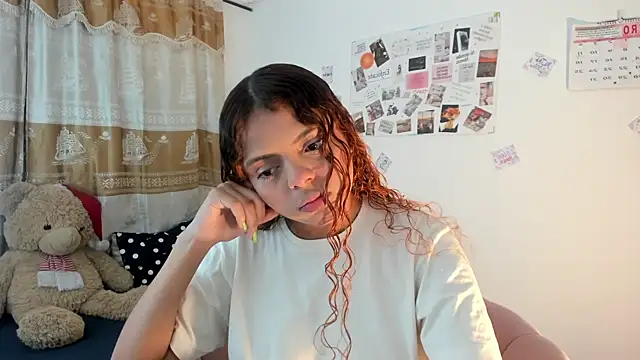 ValienteGirl  online show from January 18, 2025, 3:20 am