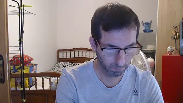 steph19x5 online show from November 14, 2025, 10:52 am