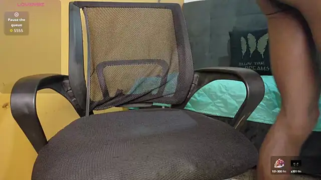 Snapshot of bigdanny_5 chatting on October 26, 2025, 10:04 am bigdanny 5 online show from October 26, 2025, 10:04 am