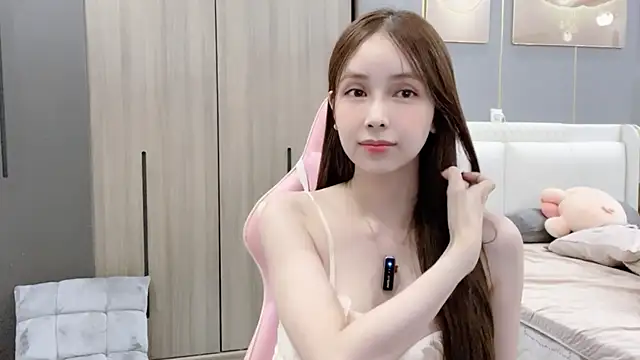 Snapshot of ANNA102 chatting on February 12, 2026, 8:58 am ANNA102 online show from February 12, 2026, 8:58 am