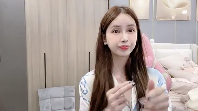 Snapshot of ANNA102 chatting on February 8, 2026, 7:50 am ANNA102 online show from February 8, 2026, 7:50 am