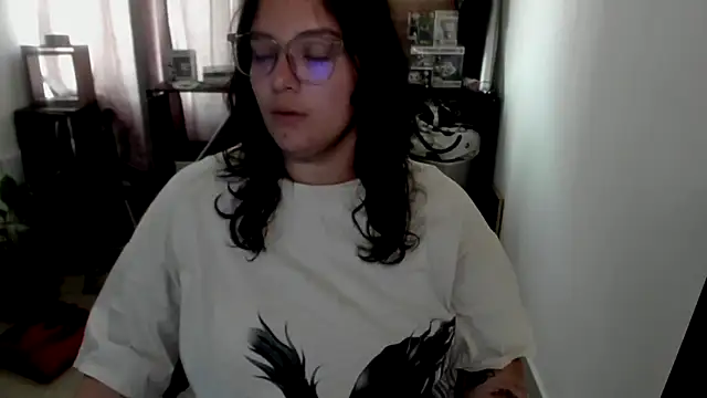 Snapshot of aika-dreams chatting on May 25, 2026, 2:05 pm aika-dreams online show from May 25, 2026, 2:05 pm