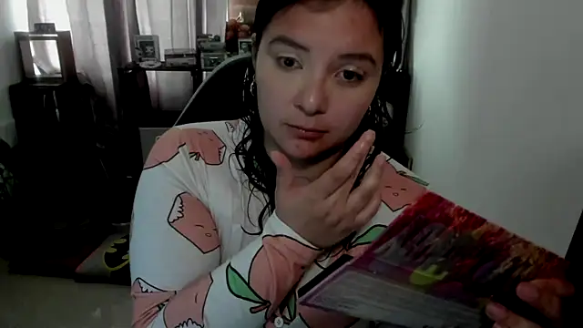 Snapshot of aika-dreams chatting on May 27, 2026, 1:40 pm aika-dreams online show from May 27, 2026, 1:40 pm