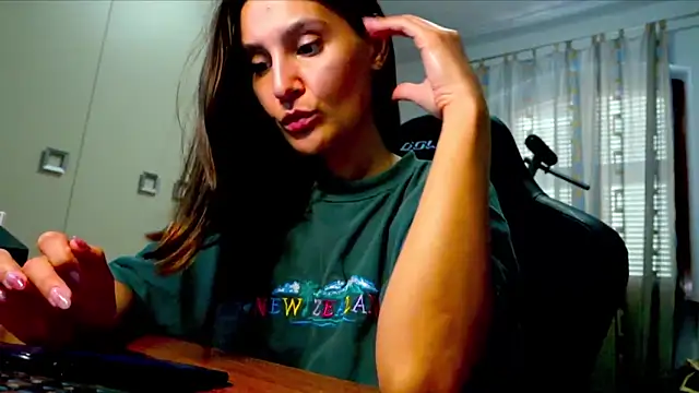 Snapshot of GodlyTheia chatting on October 15, 2025, 2:25 pm GodlyTheia online show from October 15, 2025, 2:25 pm