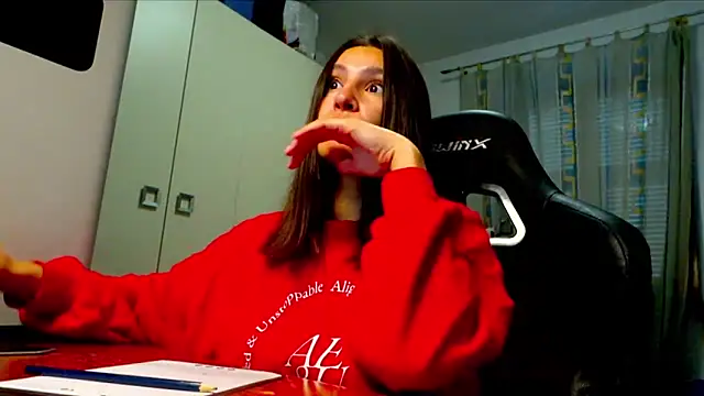 GodlyTheia online show from December 22, 2025, 2:06 pm