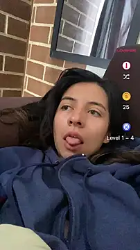 Snapshot of Maggie_Fox3 chatting on April 30, 2026, 3:19 pm Maggie Fox3 online show from April 30, 2026, 3:19 pm