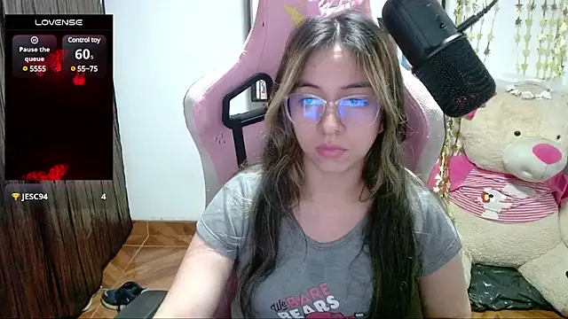 Maggie Fox3 online show from March 1, 2025, 3:43 am