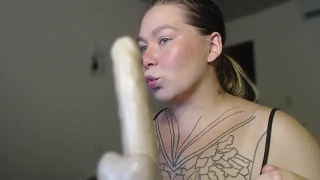 Enotika online show from December 14, 2025, 11:32 pm