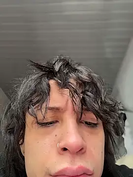 Snapshot of stormytt_ chatting on October 7, 2025, 6:20 pm stormytt online show from October 7, 2025, 6:20 pm