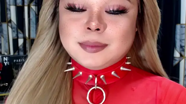 Snapshot of Mistress_DOMnicaaxx chatting on November 18, 2025, 6:44 pm Mistress DOMnicaaxx online show from November 18, 2025, 6:44 pm