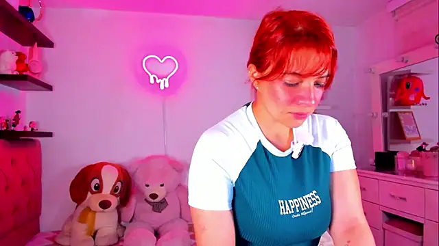 Snapshot of Vannessa__Shy chatting on June 25, 2026, 11:32 pm Vannessa Shy online show from June 25, 2026, 11:32 pm