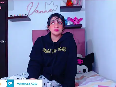 Vannessa  Shy online show from October 30, 2025, 11:12 pm