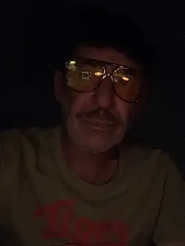 maxximere online show from March 26, 2026, 1:15 am