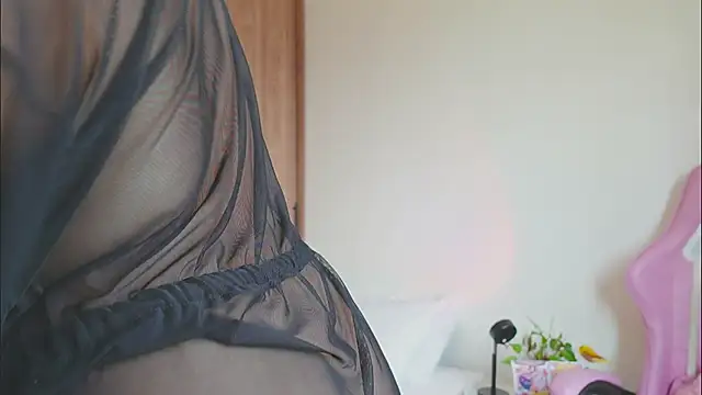 Cheerry1 online show from September 13, 2025, 3:34 pm