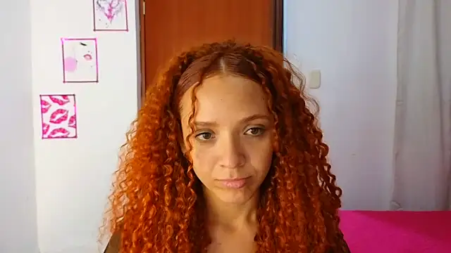 Snapshot of SexyLeilaa chatting on September 16, 2025, 1:28 am SexyLeilaa online show from September 16, 2025, 1:28 am