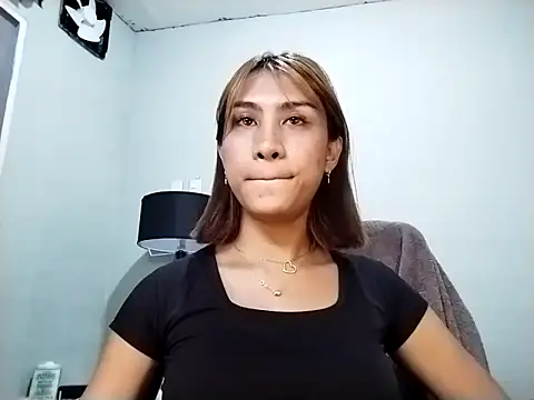 luxxy grand online show from March 13, 2026, 9:47 am