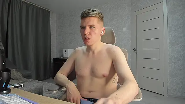 Snapshot of Bananas_dick chatting on December 5, 2025, 5:44 pm Bananas dick online show from December 5, 2025, 5:44 pm