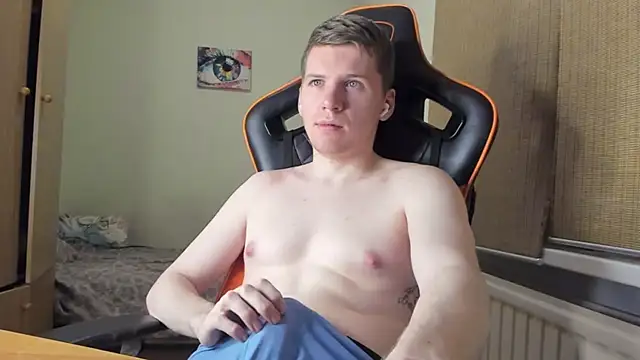 Snapshot of Bananas_dick chatting on December 8, 2024, 7:11 pm Bananas dick online show from December 8, 2024, 7:11 pm