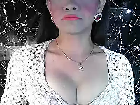 Rosebaumgardner1234 online show from January 27, 2025, 4:52 am